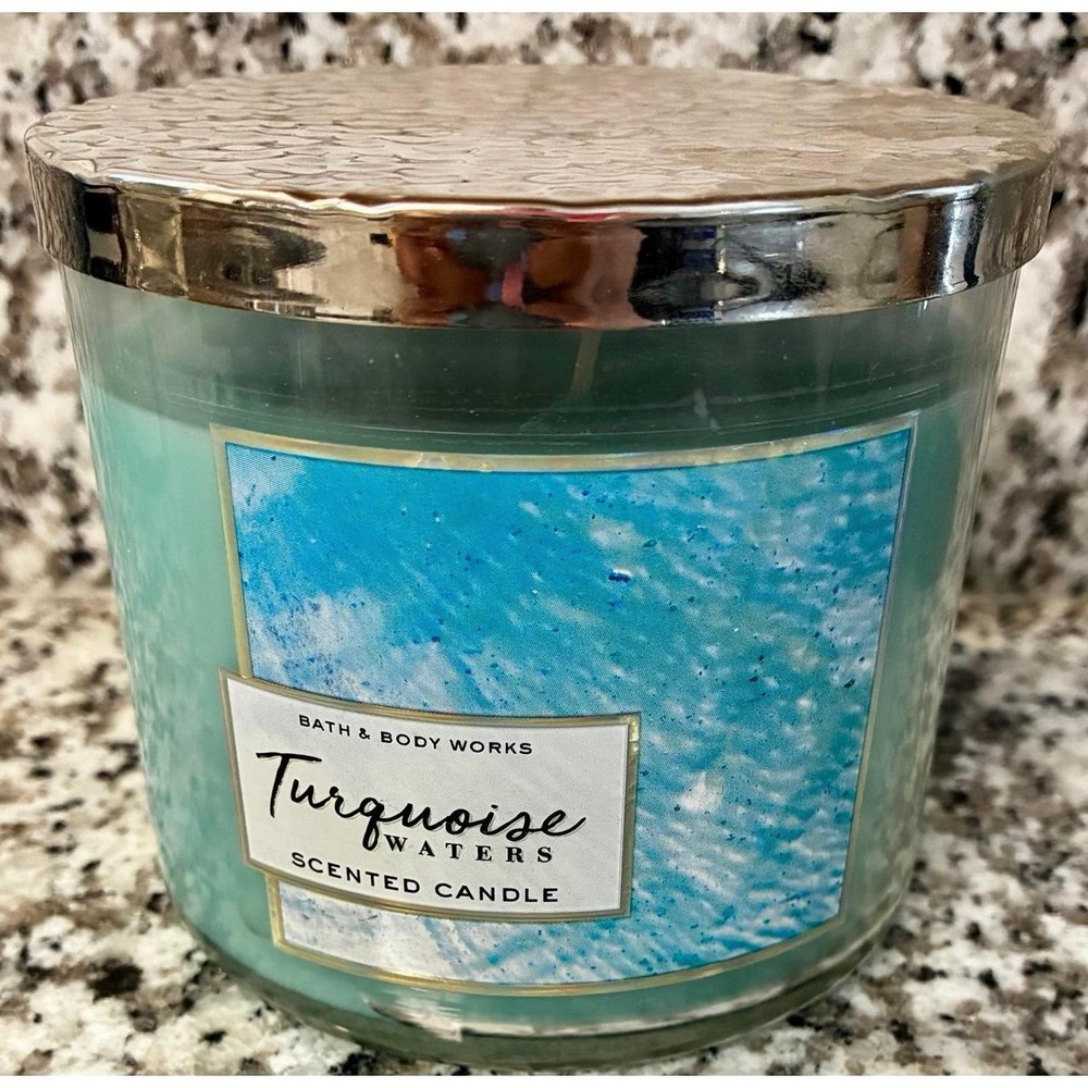 Vintage 2017 Bath & Body Works Turquoise Waters 3-Wick Candle 14.5 oz - Unburned